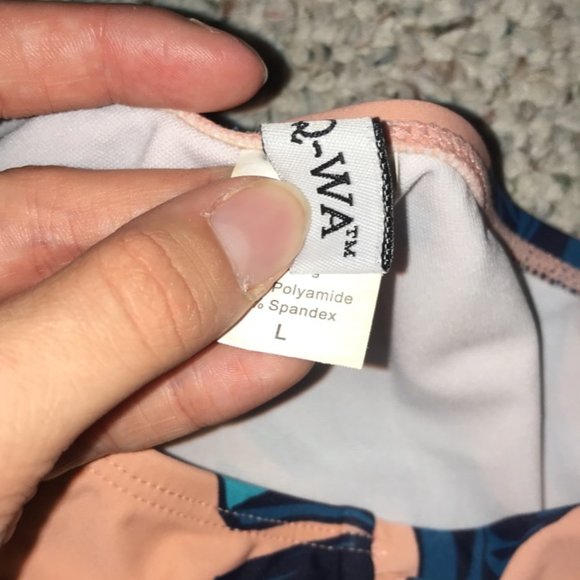 Bikini Set- Top Size - E Bottom Size- Large - Picture 7 of 7